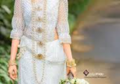 To buy clothes for my wedding 😢