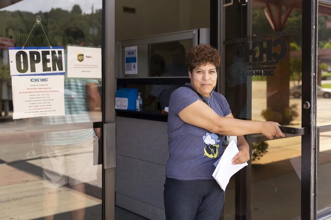 Minerva leaving after getting her shot